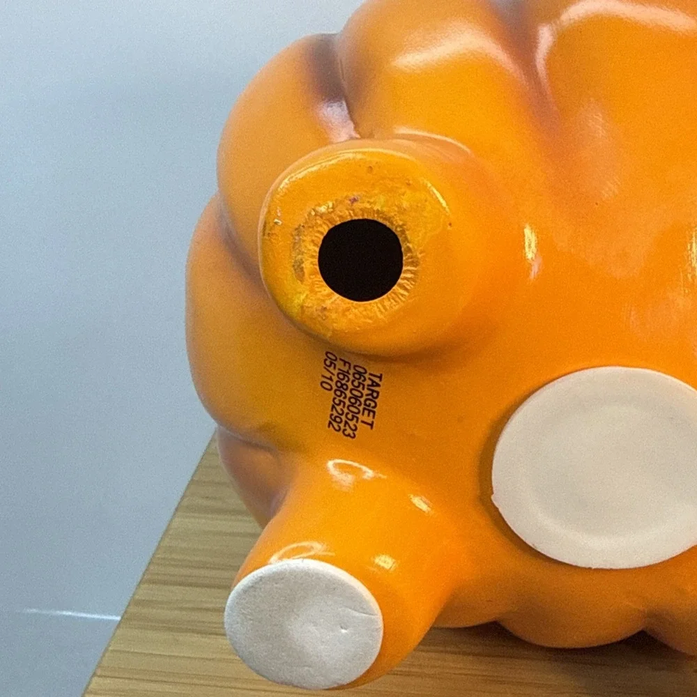 Target Ceramic‎ Halloween Piggy Bank Pumpkin Jack-O-Lantern 2010